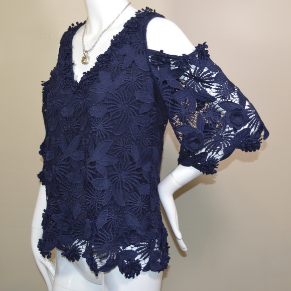 🆕🏷️ Kobi Halperin Tinley Cold Shoulder Midnight Blue Top - Picture 5 of 14